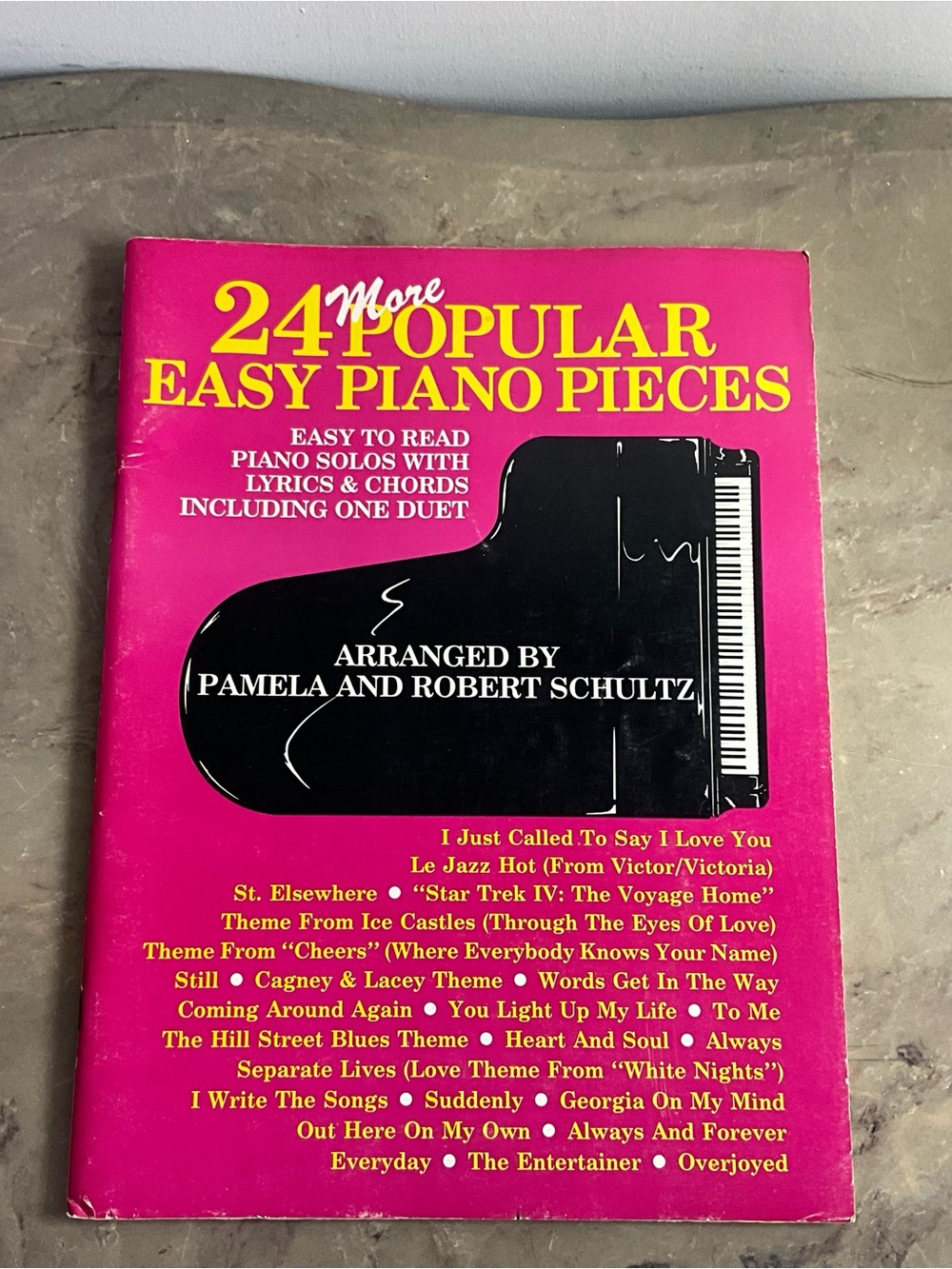 Vintage 24 More Popular Easy Piano Pieces Arranged by Pamela & Robert Schultz